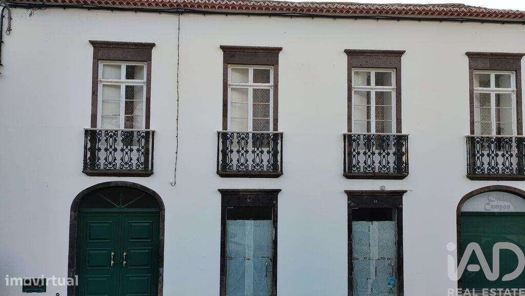 Casa tradicional T3 em Povoação de 283,00 m2 - Grande imagem: 3/18