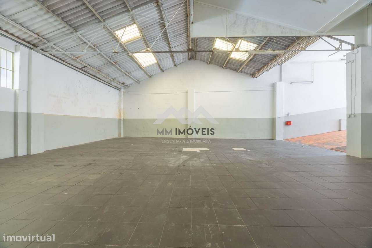 Armazém Industrial | Centro Rio Tinto - Grande imagem: 4/17