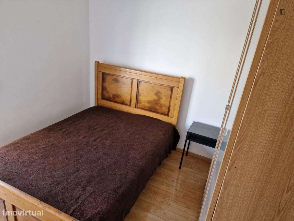 Quarto - localizado em Lisbon - Grande imagem: 5/10