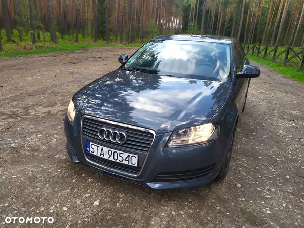 Audi A3 2.0 TDI Sportback DPF Attraction - 2