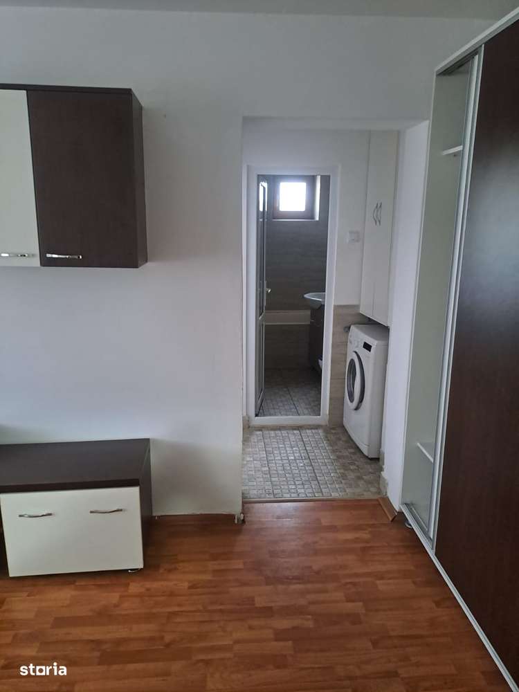 Apartament 2 camere 45 mp, etaj 4 - zona Sfanta Vineri - Imagine principală: 5/8