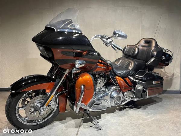 Harley-Davidson Touring Road Glide - 3
