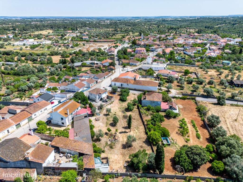 Terreno urbano na aldeia de Parceiros de Igreja - Grande imagem: 4/9