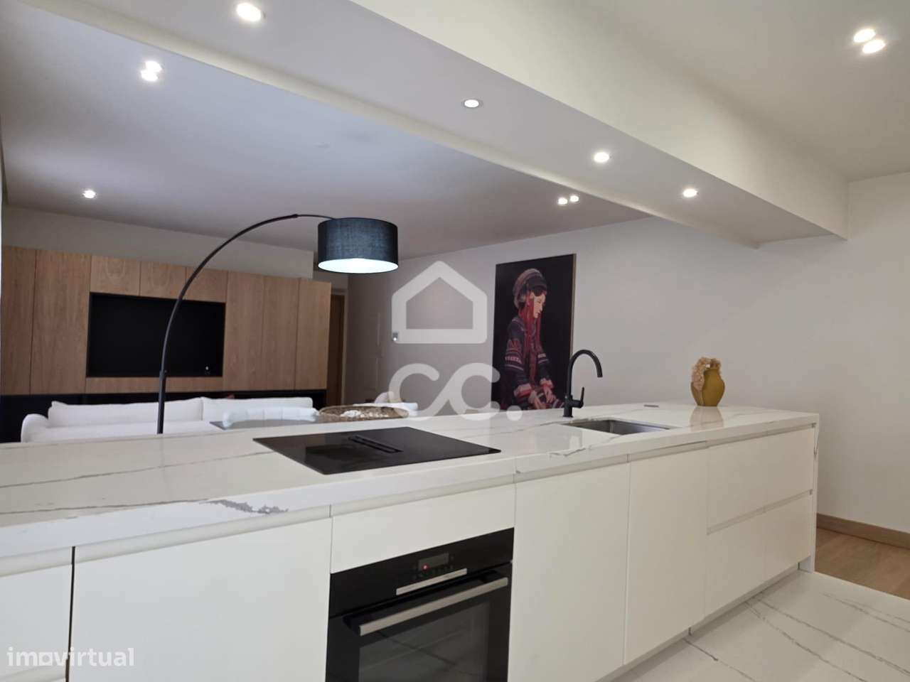 Apartamento T3 de Design Exclusivo no Coração da Baixa de Setúbal-9