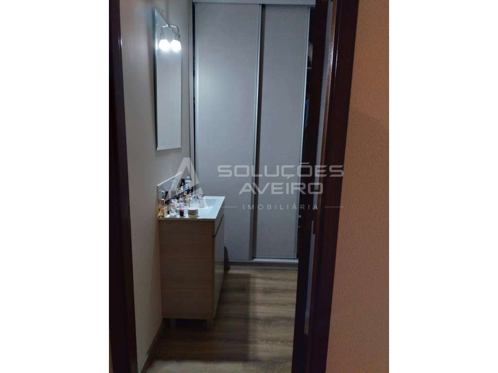 Moradia T4 com Piscina-41