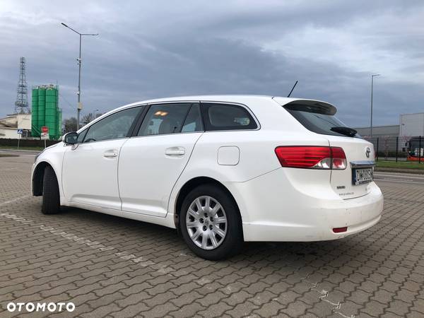 Toyota Avensis 2.0 D-4D Luna - 3