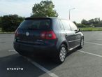 Volkswagen Golf V 1.9 TDI Trendline - 11