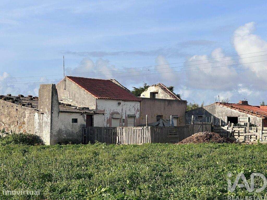 Casa / Villa T2 em Atouguia da Baleia de 105,00 m2 - Grande imagem: 2/28