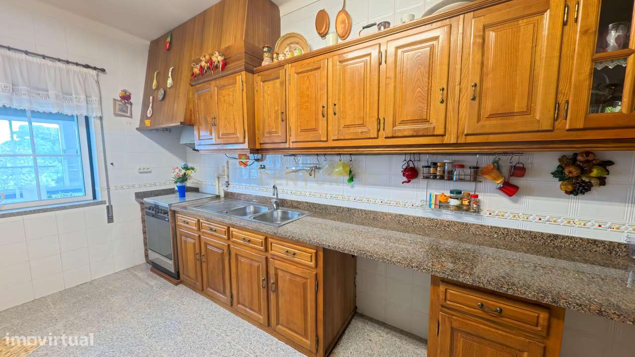 Moradia em São João de Lourosa, Viseu - Oportunidade Única-11