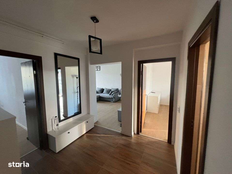 Apartament spatios 3 camere, zona Eroilor - Imagine principală: 3/8