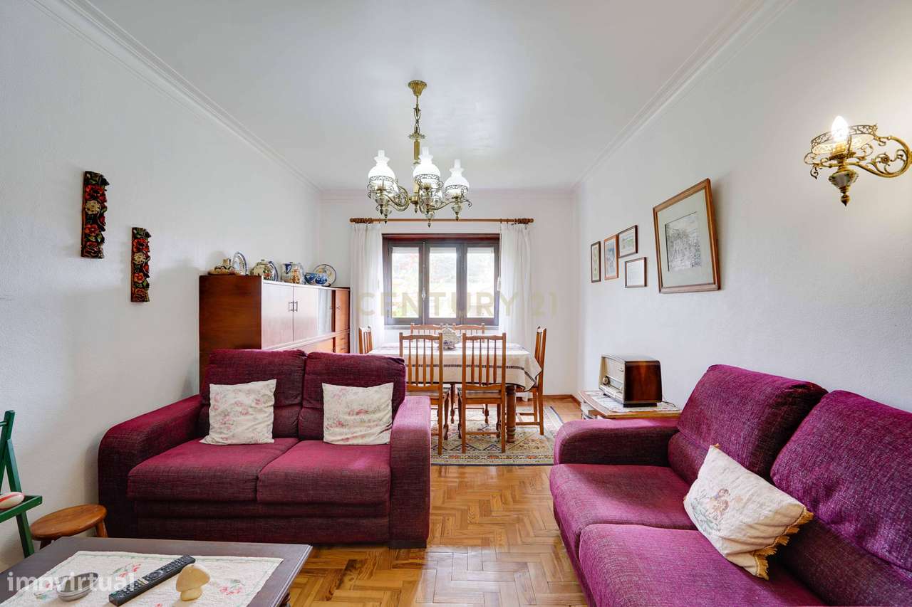 Já imaginou viver numa aldeia? E a poucos minutos de Cascais.-15