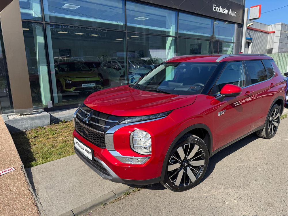 Mitsubishi Outlander 2.4 L 4X4 PHEV Intense 2025