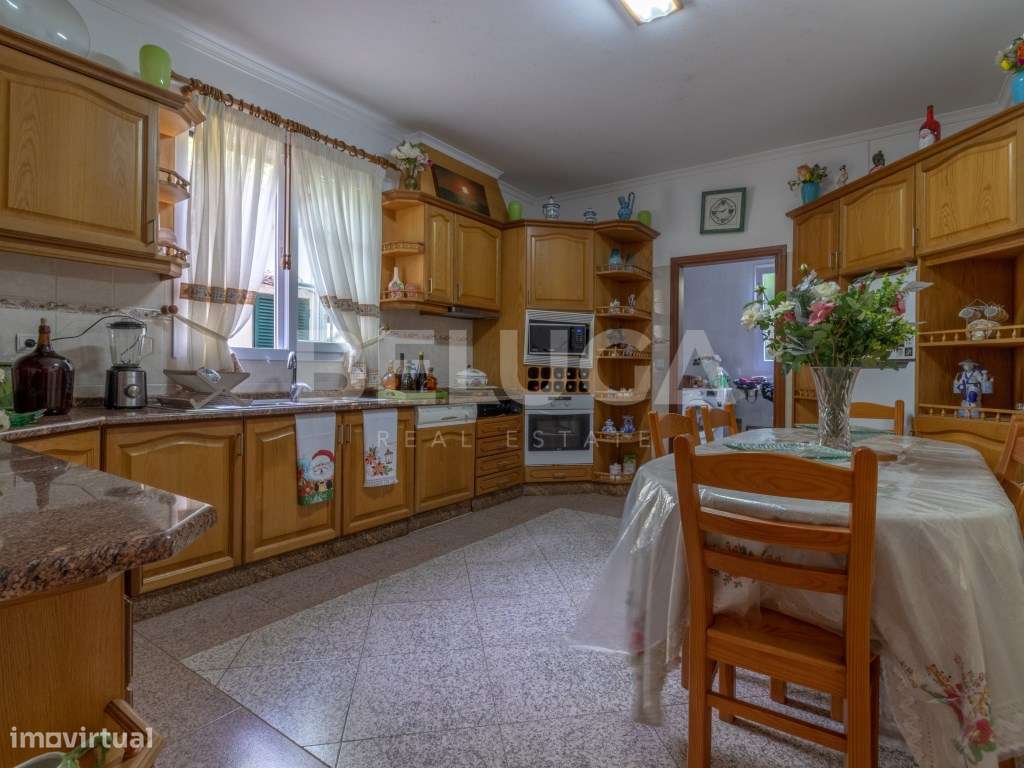 MORADIA T4 COM QUINTAL || URBANIZAÇÃO 'QUINTA DO FAIAL' (FUNCHAL)-25