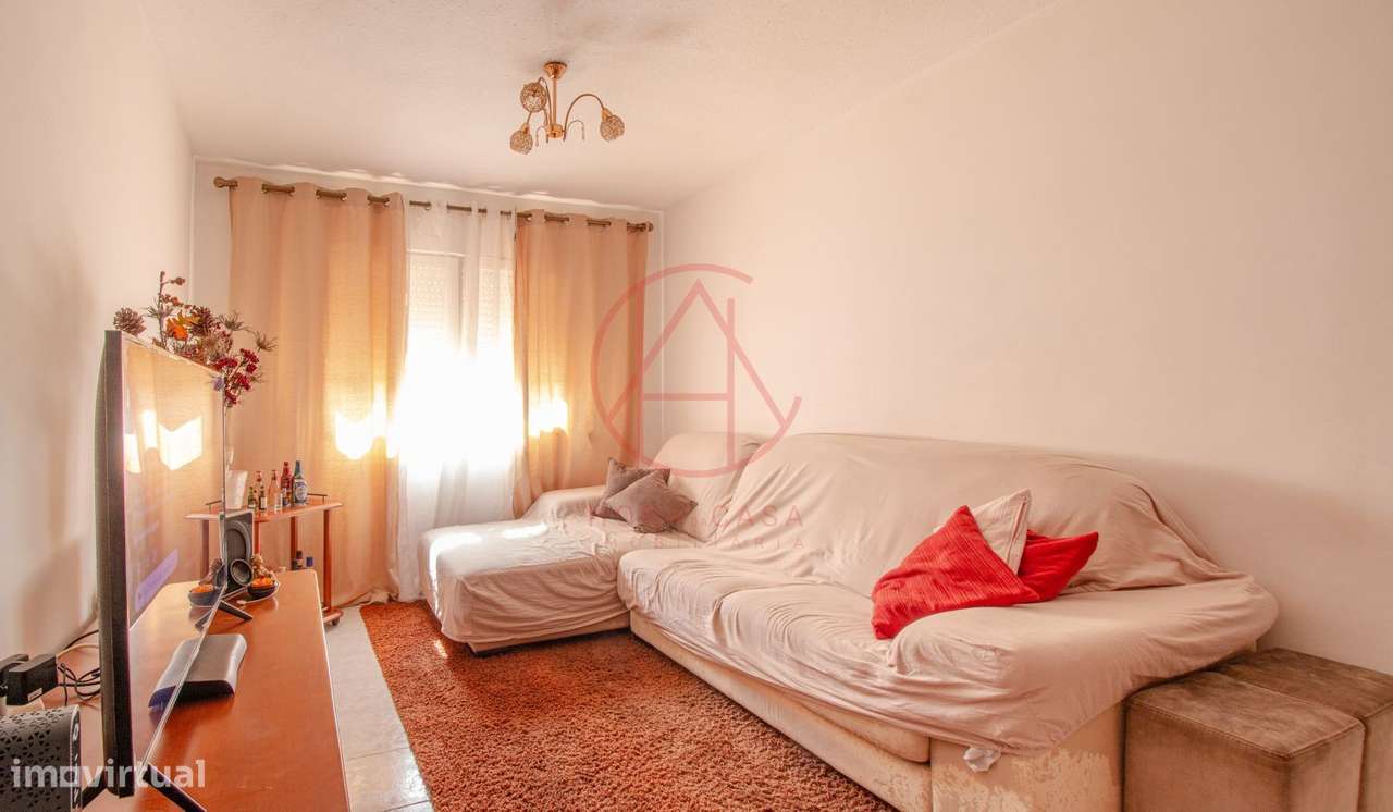 APARTAMENTO T3 1º andar c/ elevador - Sto Antonio da Charneca-8