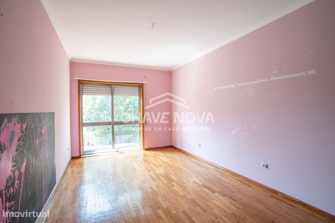 Apartamento T2 Varandas e Garagem Box – Águas Santas - Grande imagem: 5/19