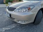 Toyota Camry 3.0 V6 - 11