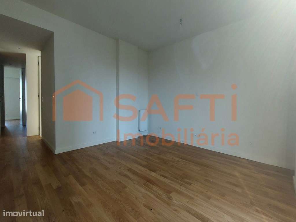 Apartamento T3 Totalmente Renovado - Grande imagem: 5/38