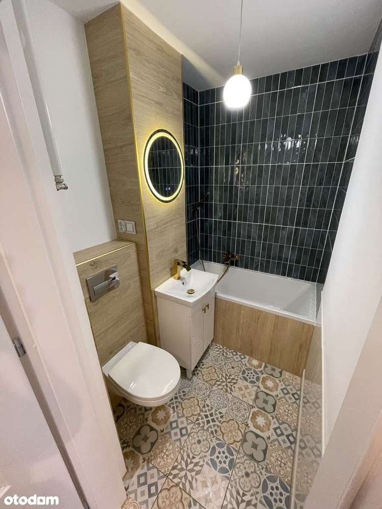 Sprzedam Mieszkanie 2-pokojowe, po generalnym remoncie , bezpośrednio - Pełny obrazek: 1/20