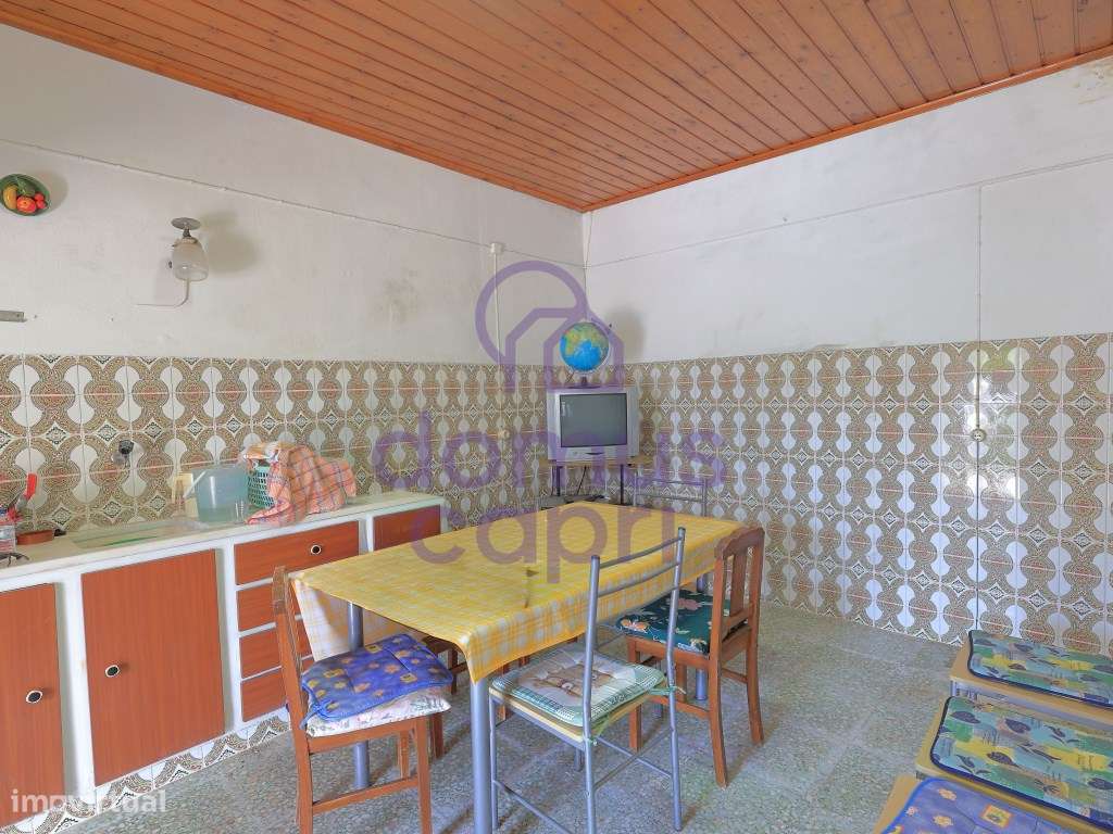 Moradia T2 + 2 para renovar em Arroio - Luz de Tavira-13