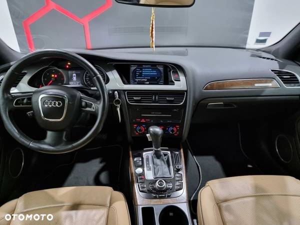 Audi A4 Allroad - 23