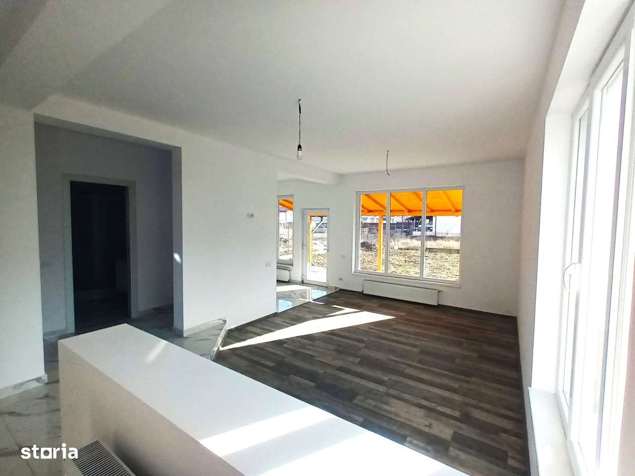 Casă individuală 5 camere, gata de mutare, 468 mp teren, asfalt - Imagine principală: 5/15