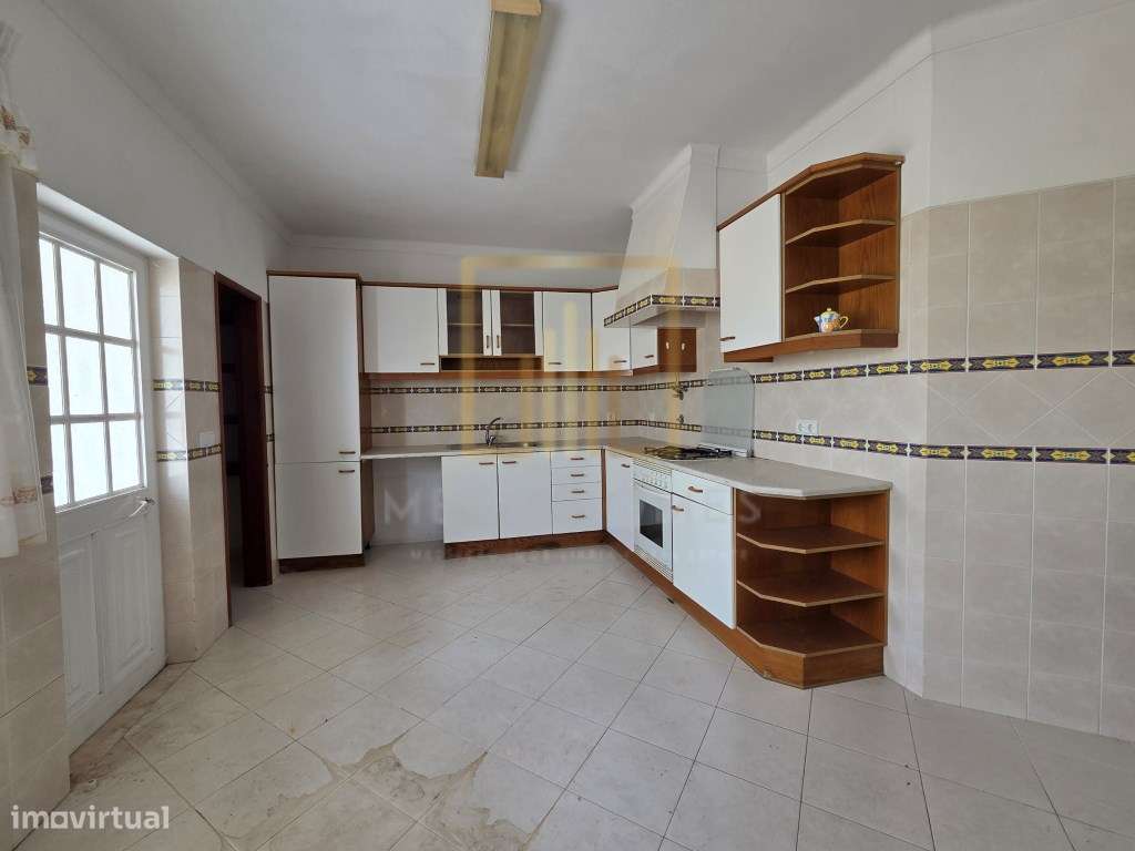 Moradia T5 com piscina + Apartamento T3, em centro de Lagoa (Algarve)-47