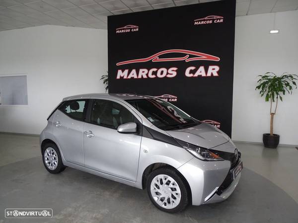 Toyota Aygo 1.0 X-Cite - 1