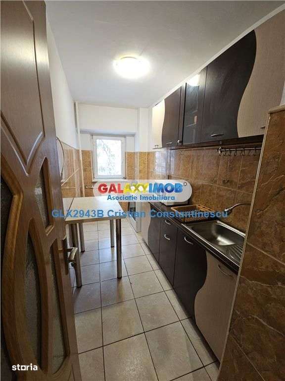 Garsoniera 40mp, decomandata - Vlad Dracul,Vitan,Timpuri Noi,Bloc 1992-2