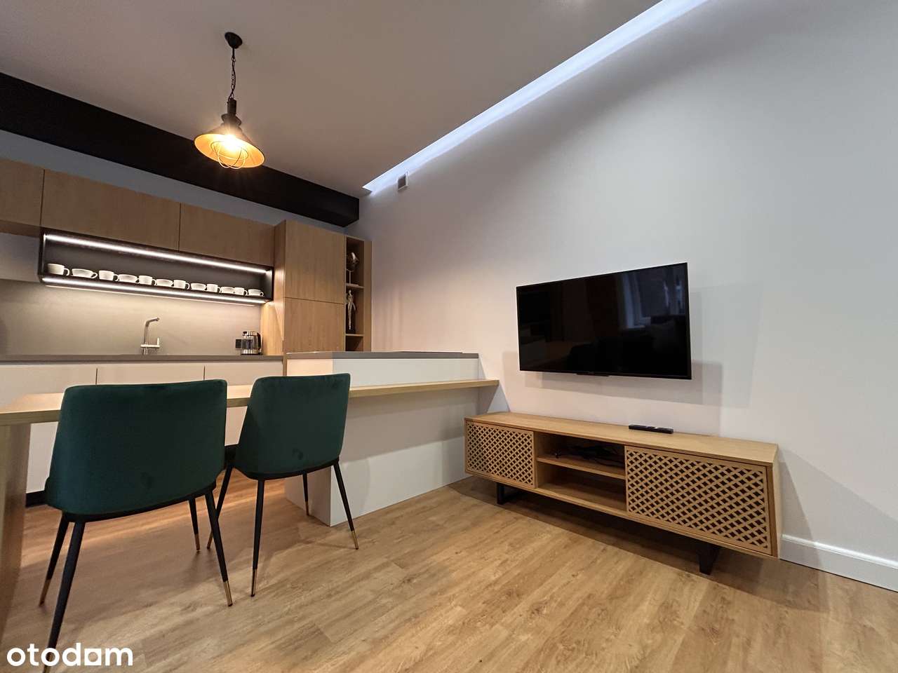 Eleganckie mieszkanie premium w sercu Nikiszowca-1