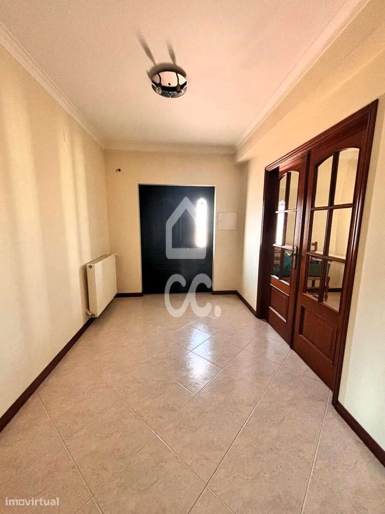 COIMBRÃO-------Venda global de Moradia individual T3 inserida em terre-32