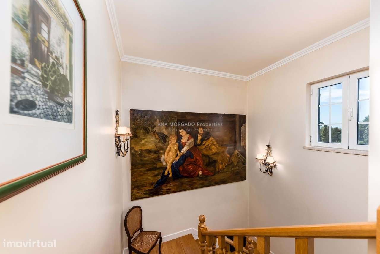 Moradia T4+1 Geminada na Quinta da Beloura — Luminosidade, Conforto e-28