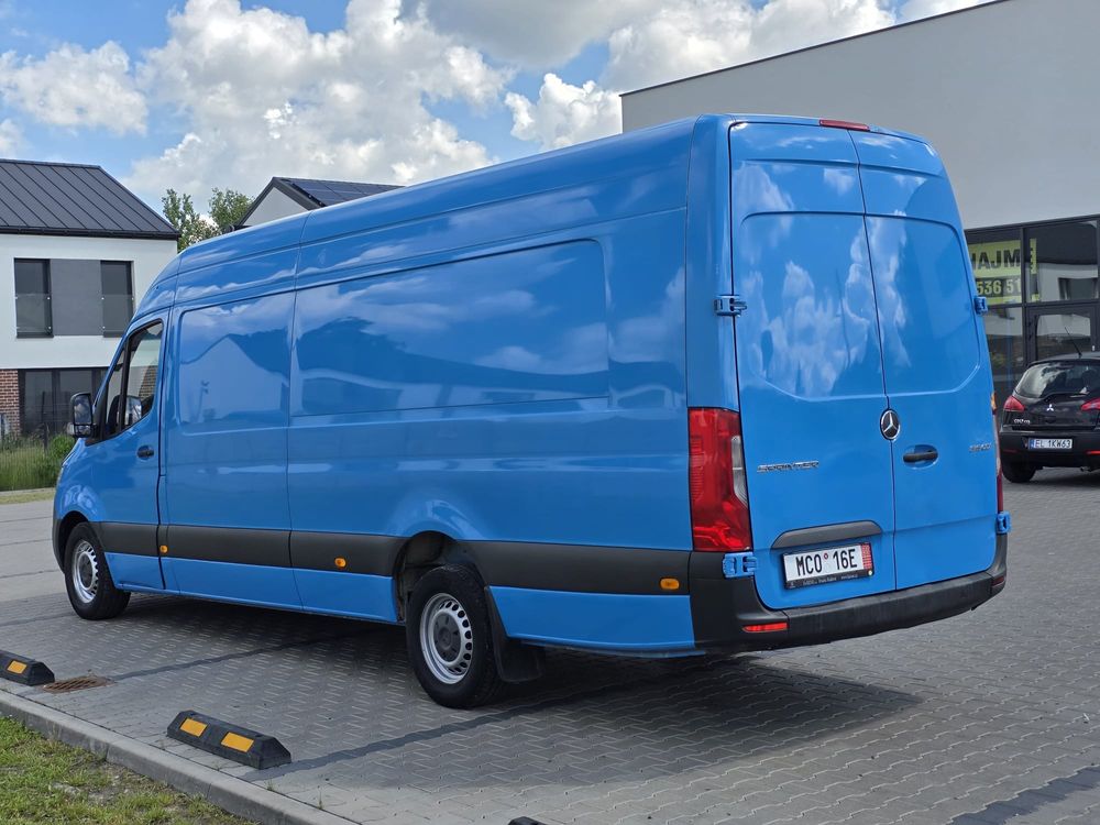 Mercedes-Benz Sprinter 2021
