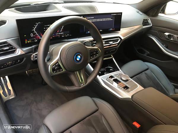 BMW 330 e Touring Pack M Auto - 10