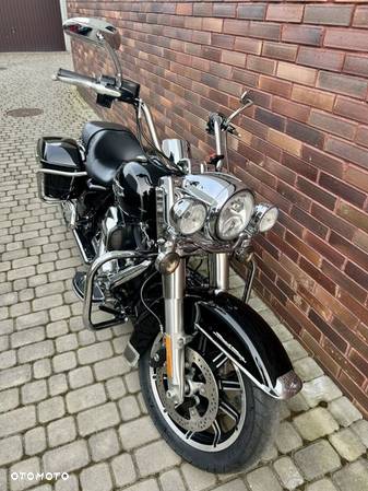 Harley-Davidson Touring Road King - 25