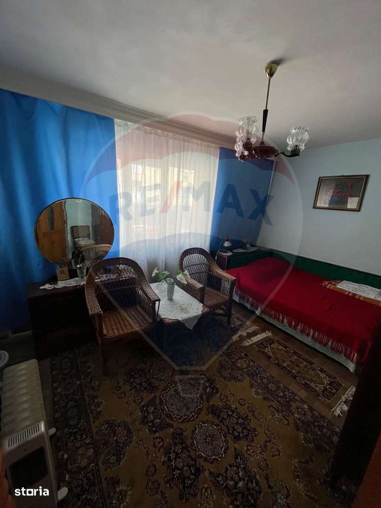 Apartament cu 3 camere Baile Herculane - Imagine principală: 4/7