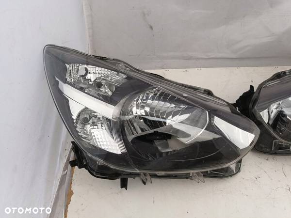 MAZDA 2 III LAMPA PRZÓD LEWA PRAWA EUROPA - 2