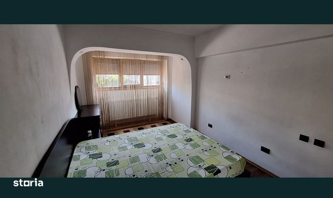 Apartament cu 3 camere de vânzare în zona Vidin-1