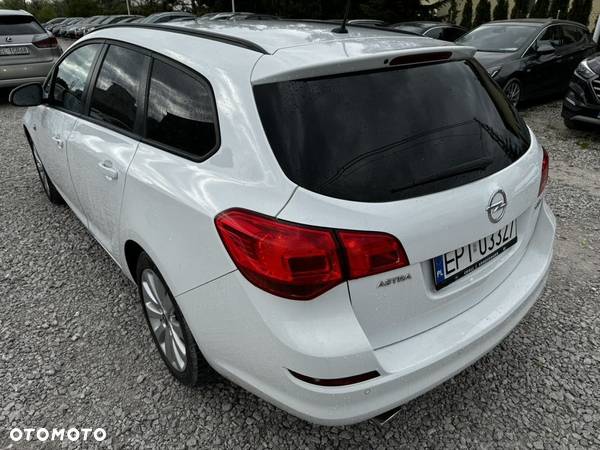 Opel Astra 1.4 Turbo Design Edition - 12