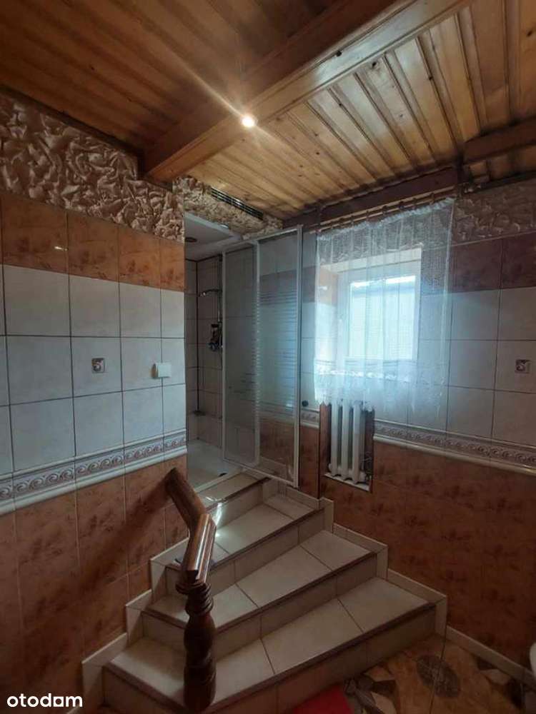 Wolnostojący dom w centrum miasta!-7