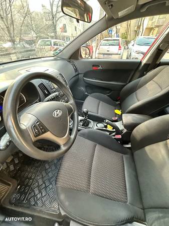 Hyundai I30 1.4 DOHC GL CLASSIC - 3