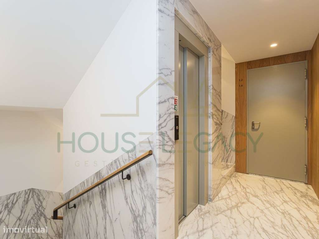 Apartamento T2 na Baixa - Rua de Camões-33