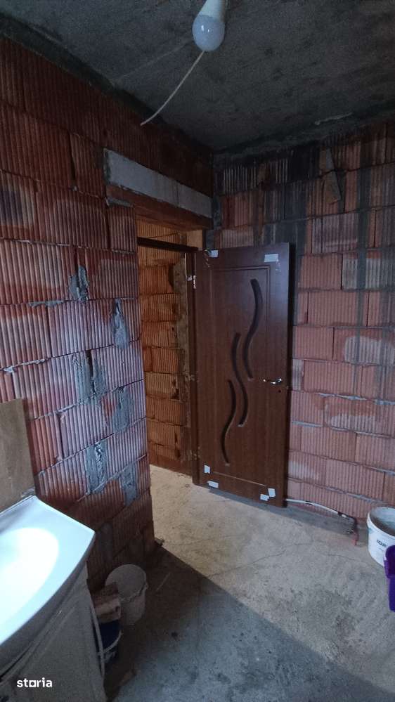 VILA CU 4 DORMITOARE MAGURA - Imagine principală: 4/17