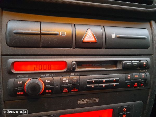 Radio Seat Leon (1M1) - 1