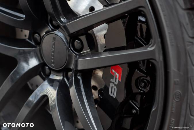 Audi R8 5.2 FSI quattro S tronic - 16