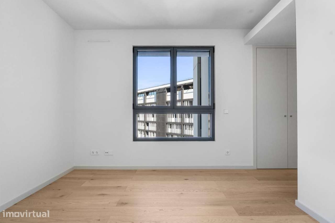 Apartamento T4 com piscina, Parque das Nações, Lisboa-18