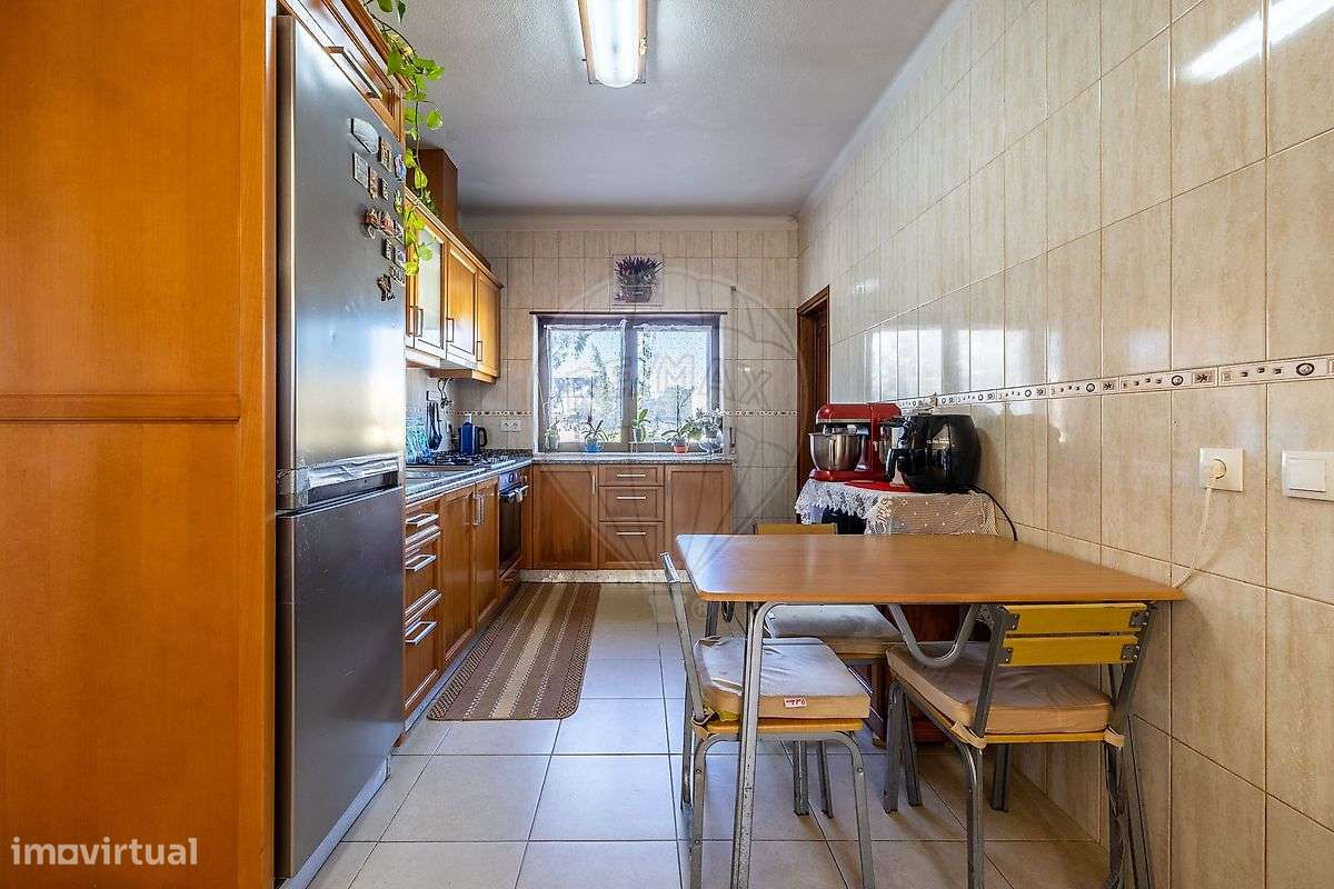 Moradia T4 para venda-13