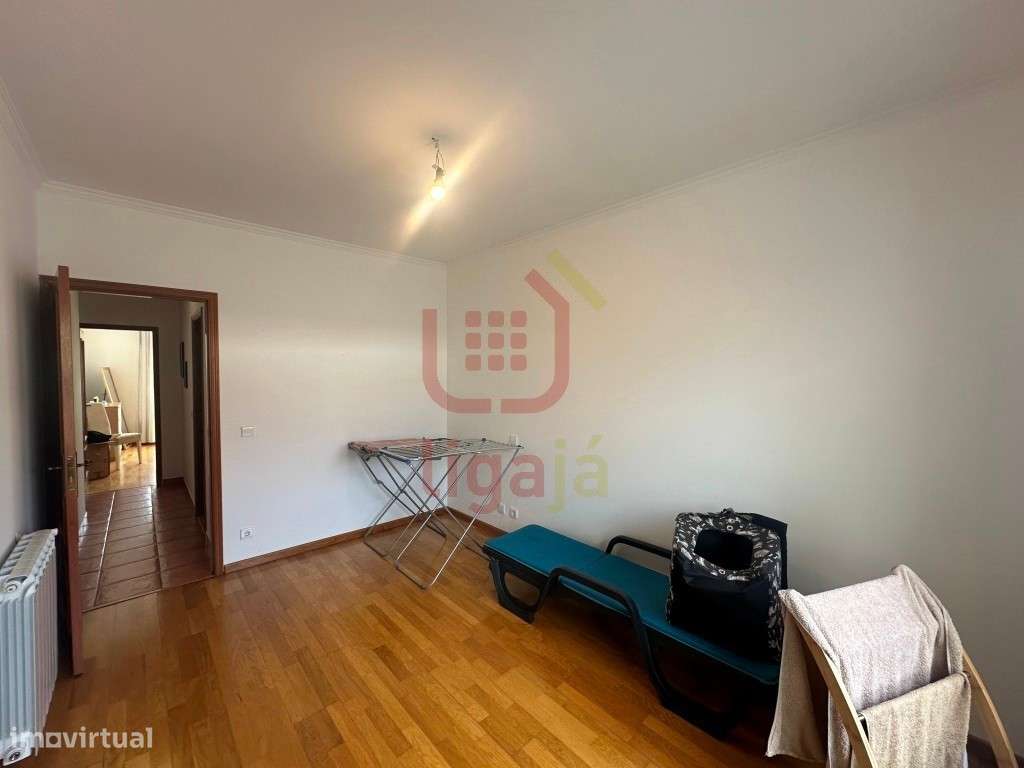 Apartamento T3 C/Terraço - Centro de Ourém!-13