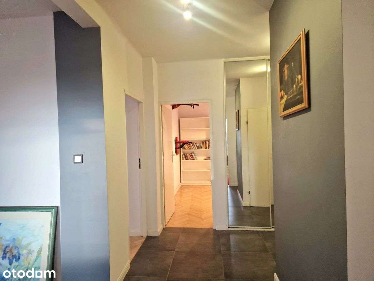 Centrum 4 pokoje,możliwość parkowania na-4