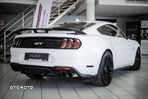 Ford Mustang 5.0 V8 GT - 6