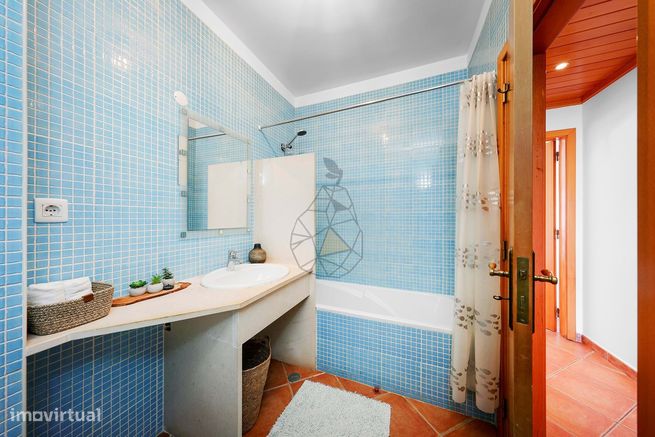 Apartamento com 1 Quarto  na Urbanização Horta da Raminha  em Portimão-5